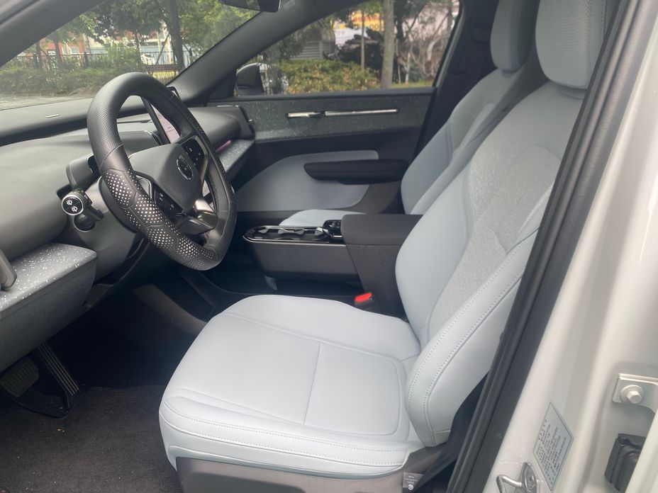 Volvo EX30 2026