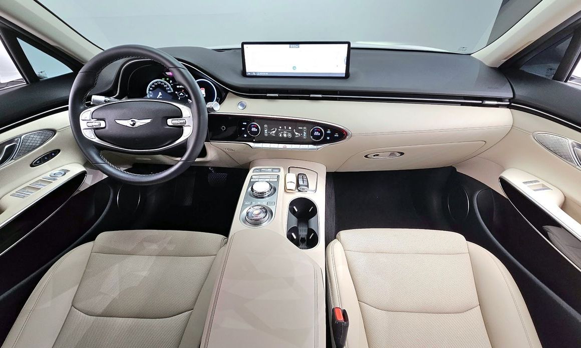 Genesis GV70 2024