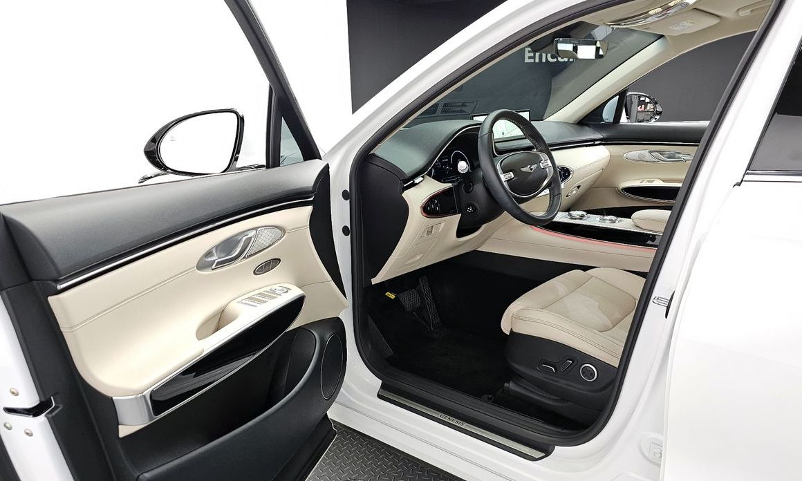 Genesis GV70 2024