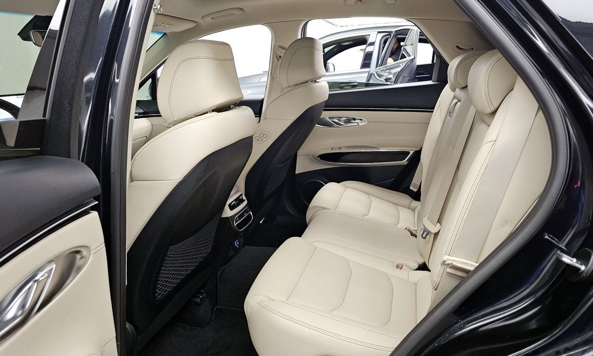 Genesis GV70 2021