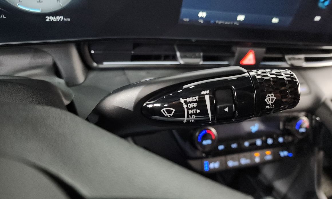 Hyundai AVANTE 2024