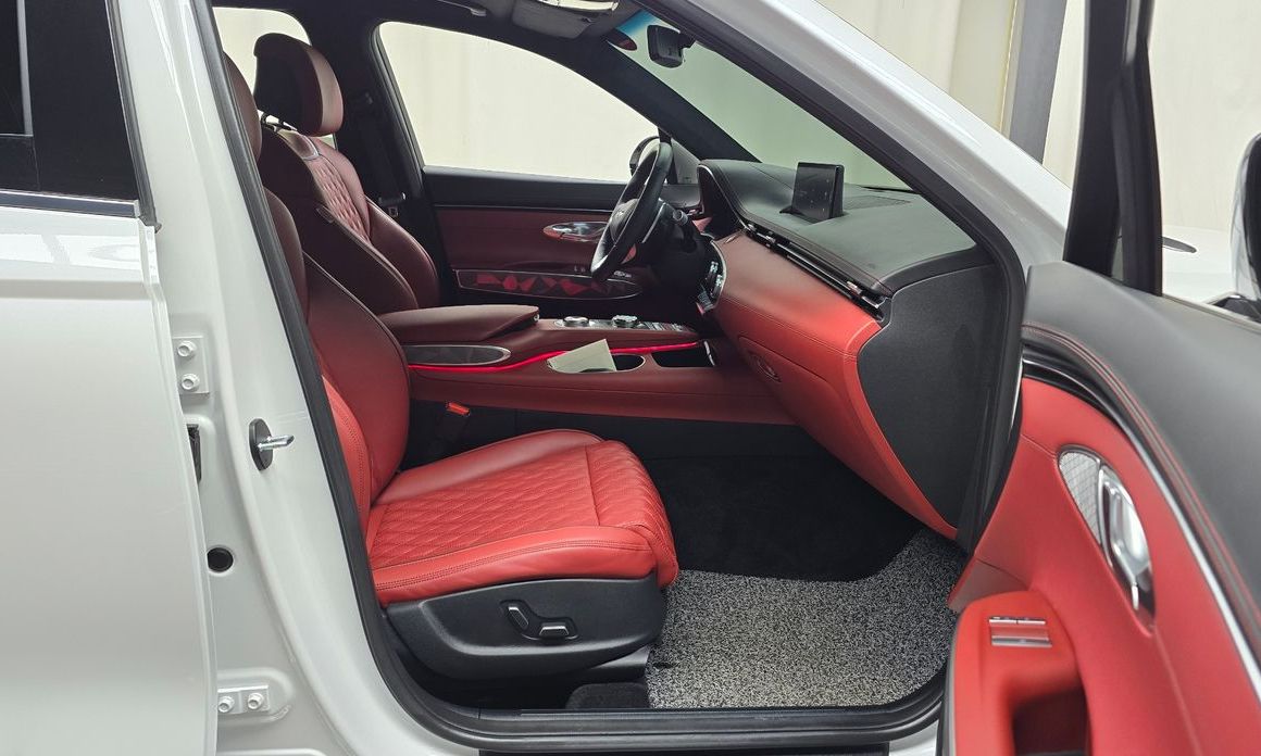 Genesis GV70 2023