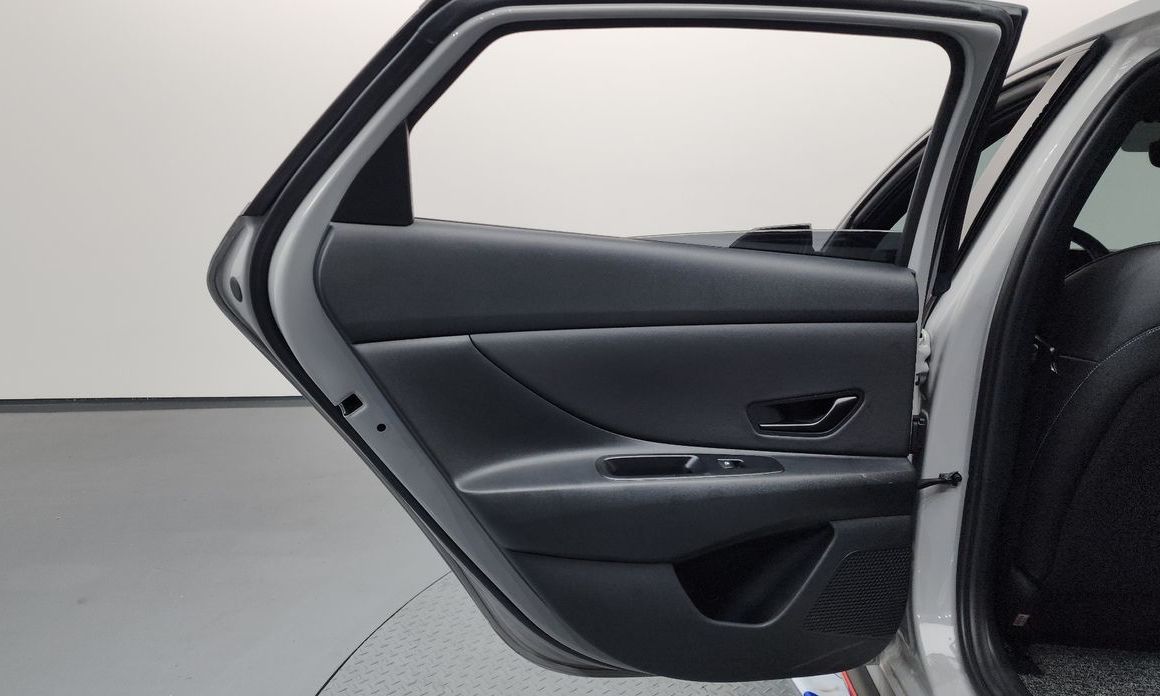 Hyundai AVANTE 2024