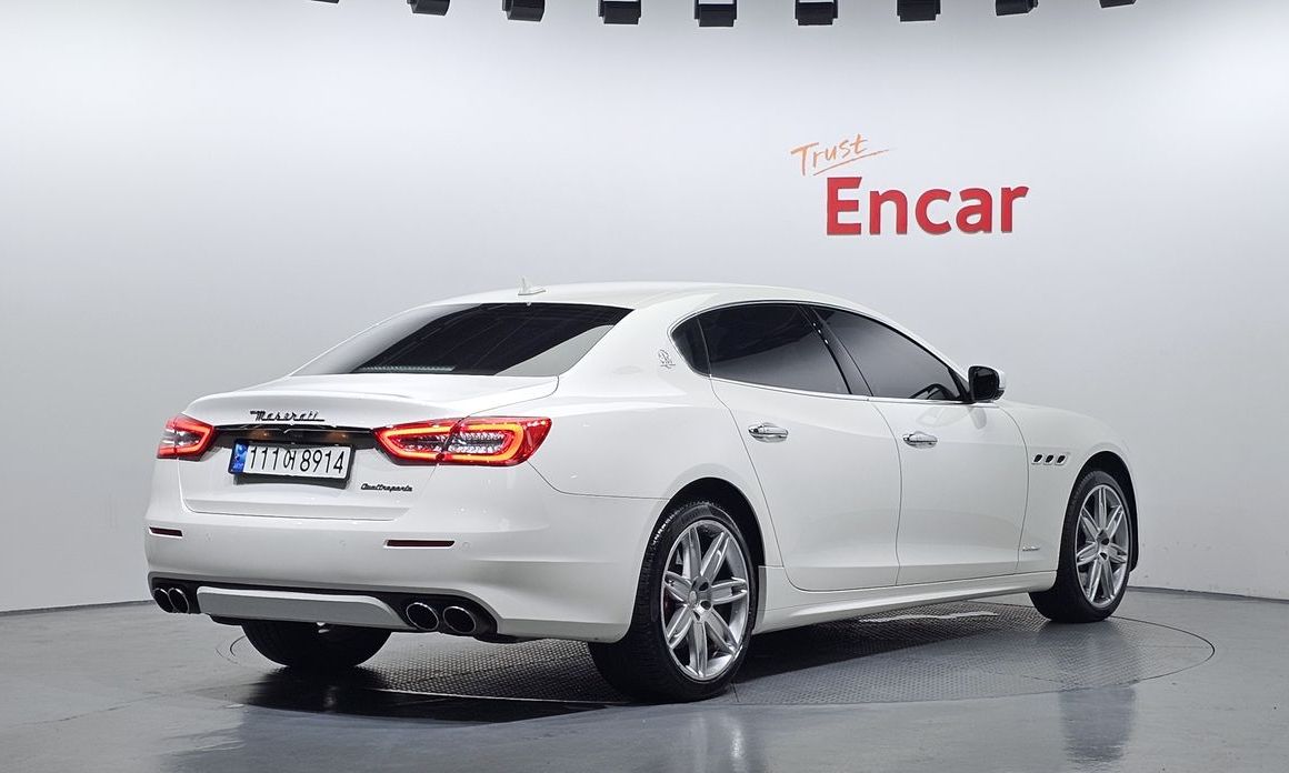 Maserati Quattroporte 2021