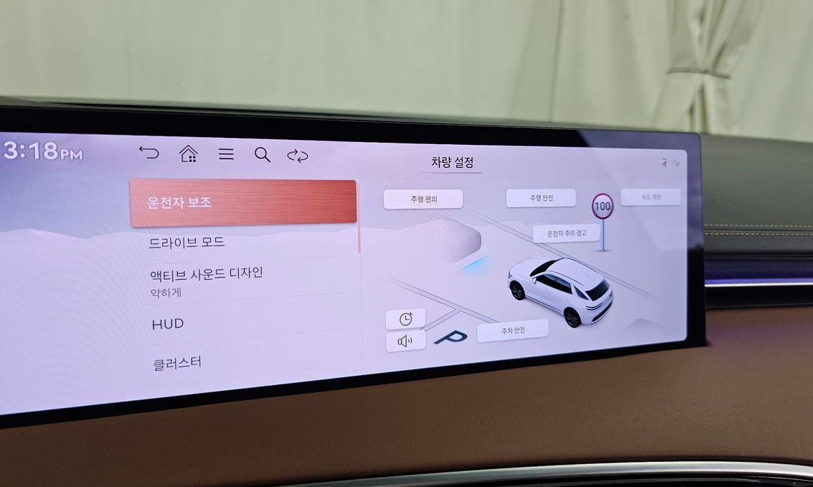 Genesis GV70 2025