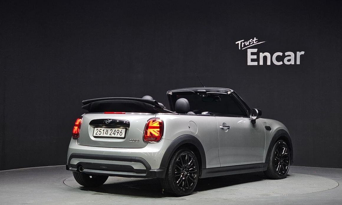 Mini Cooper Convertible 2024