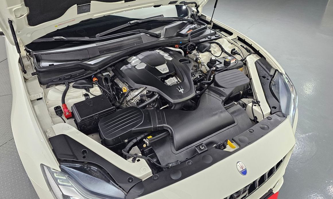 Maserati Quattroporte 2021