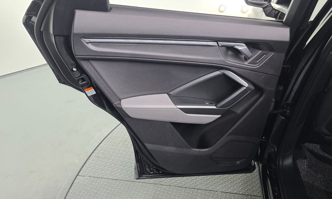 Audi Q3 2023