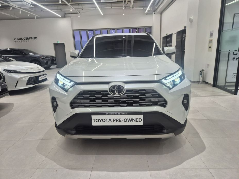 Toyota RAV4 2025
