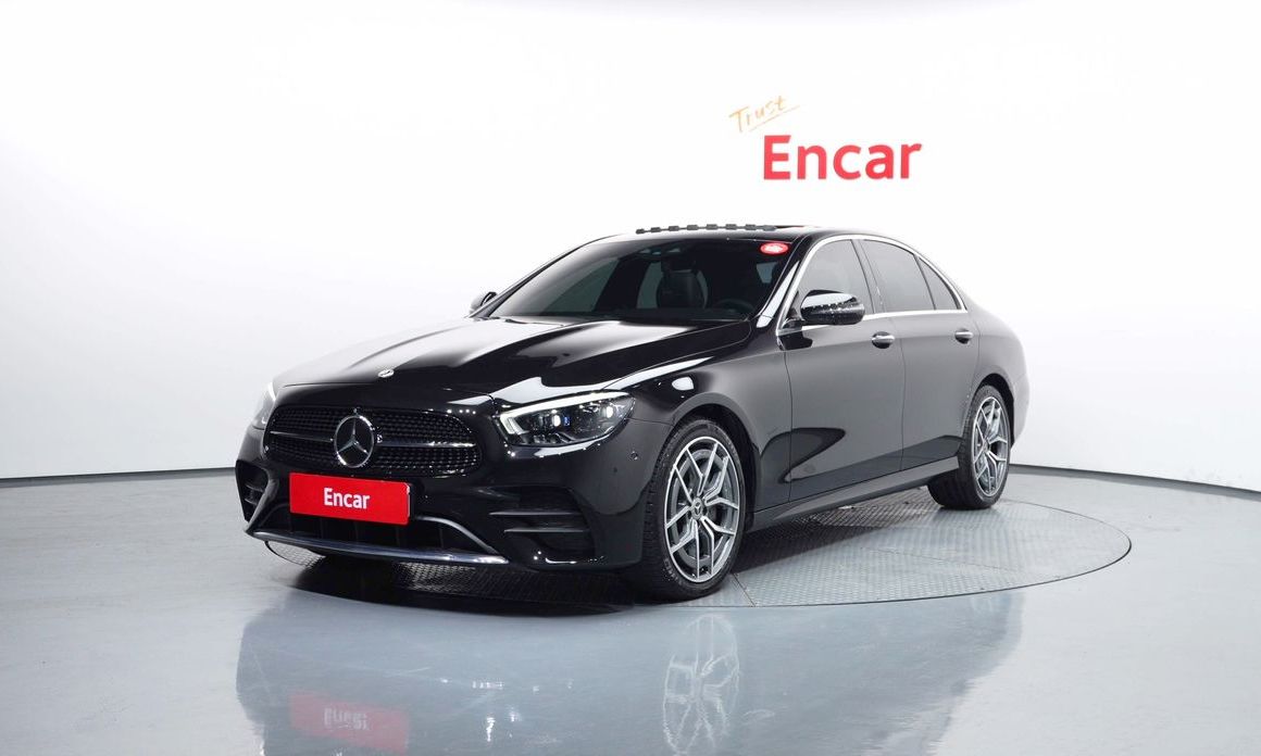 Mercedes-Benz E-Class 2023
