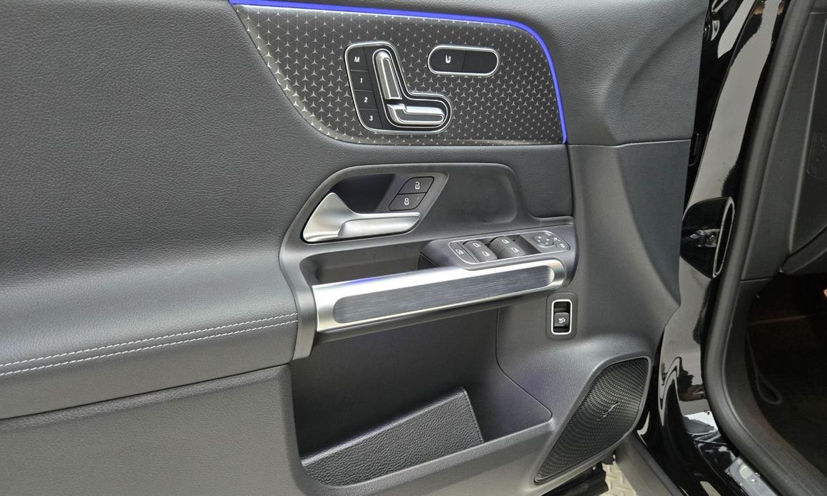 Mercedes-Benz EQB 2025
