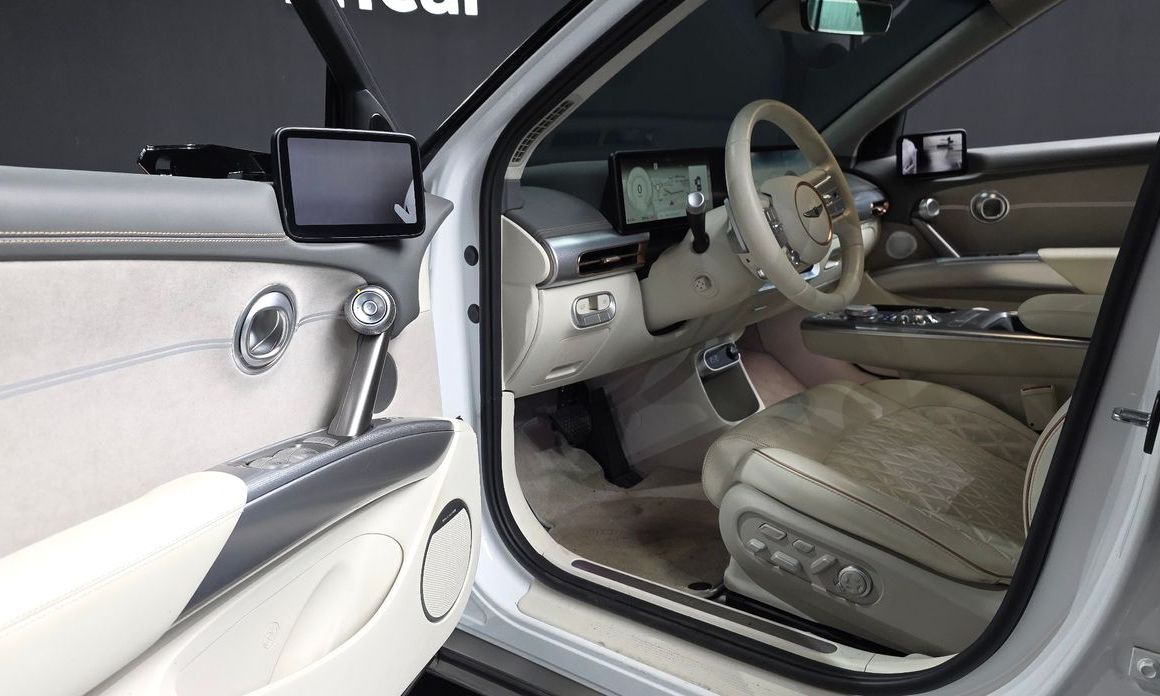Genesis GV60 2023
