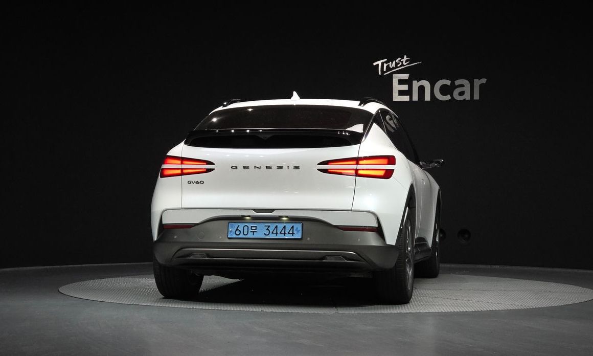 Genesis GV60 2023
