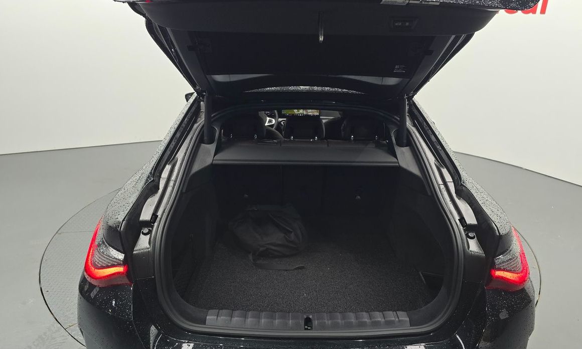BMW i4 2024