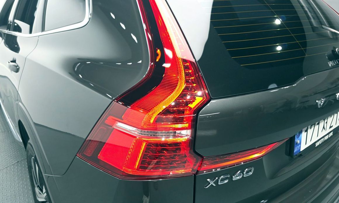 Volvo XC60 2025