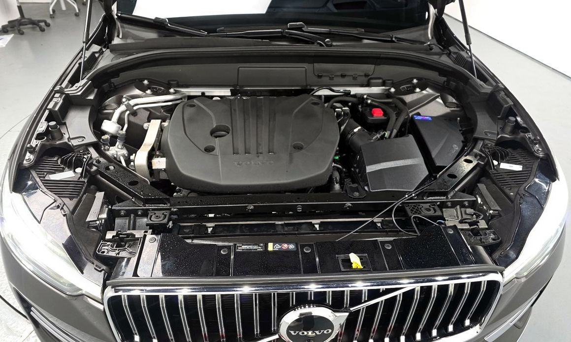 Volvo XC60 2025
