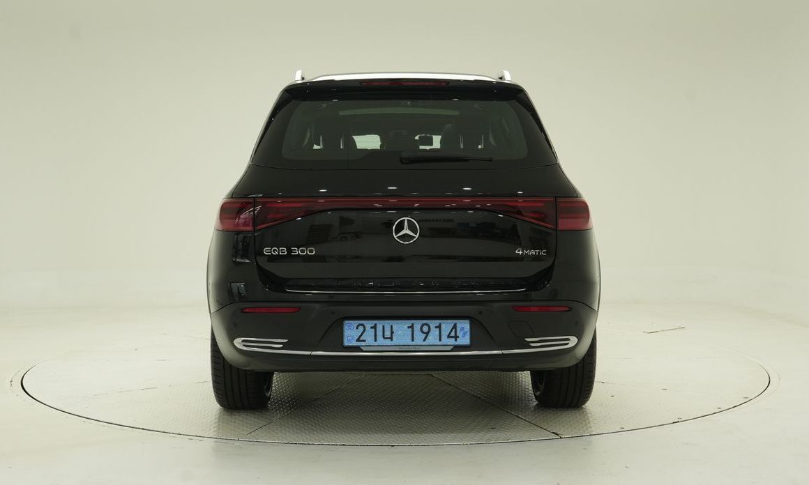 Mercedes-Benz EQB 2025