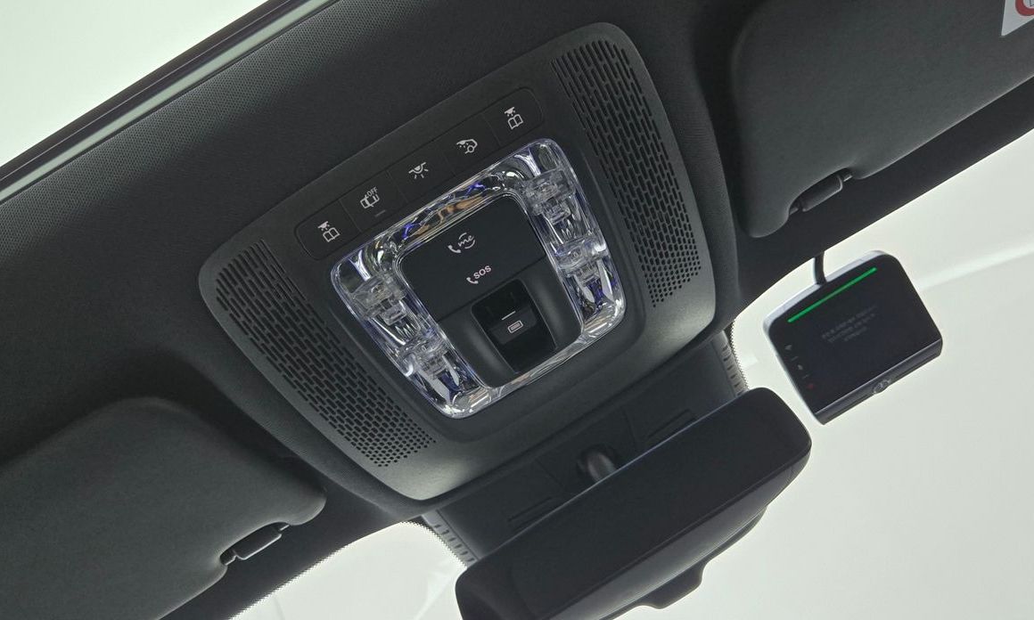Mercedes-Benz EQB 2025