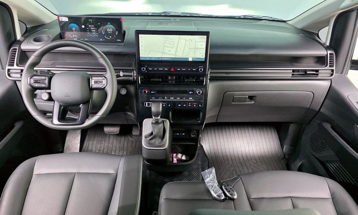Hyundai Staria 2026
