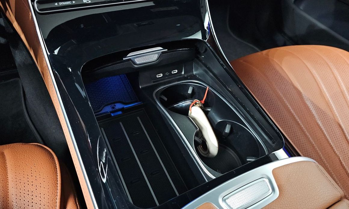 Mercedes-Benz S-Class 2023