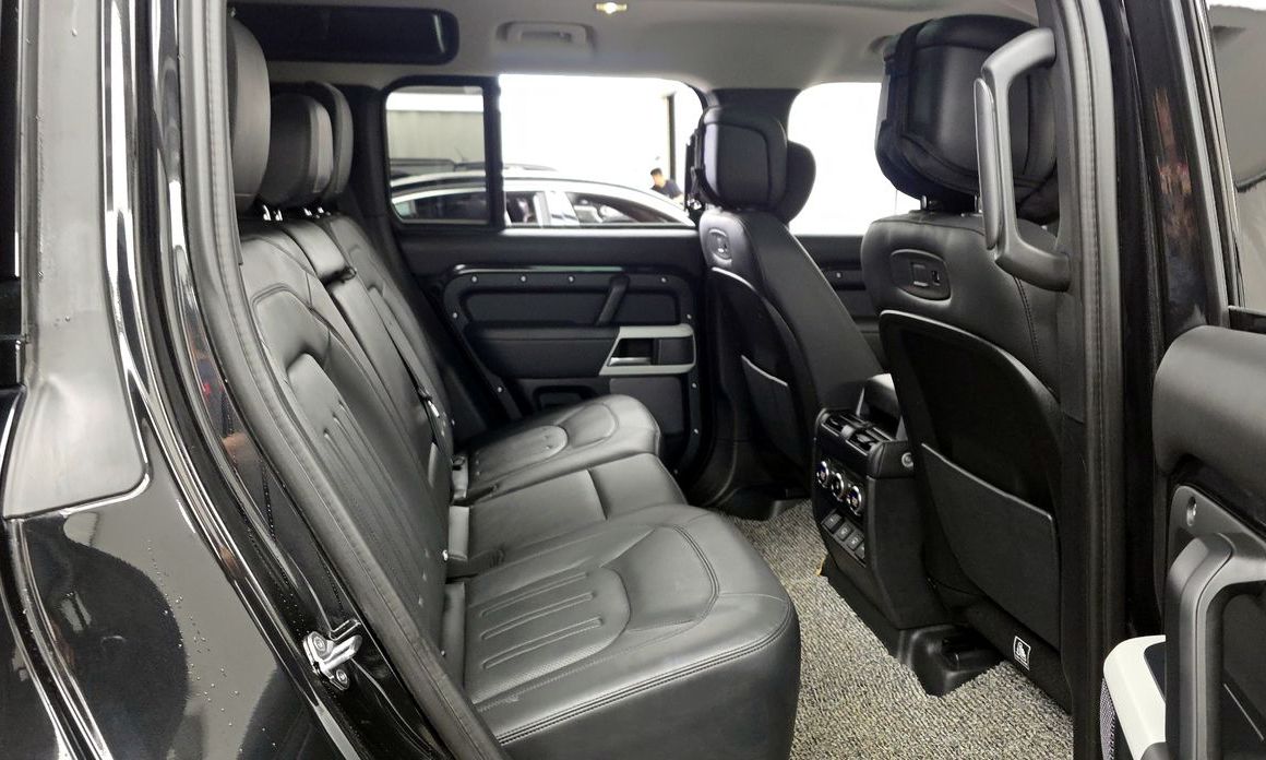 Land Rover Defender 2022