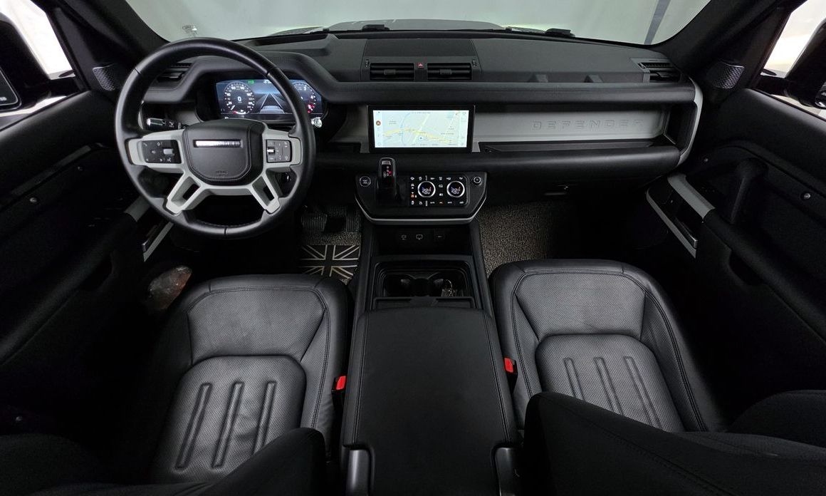 Land Rover Defender 2022