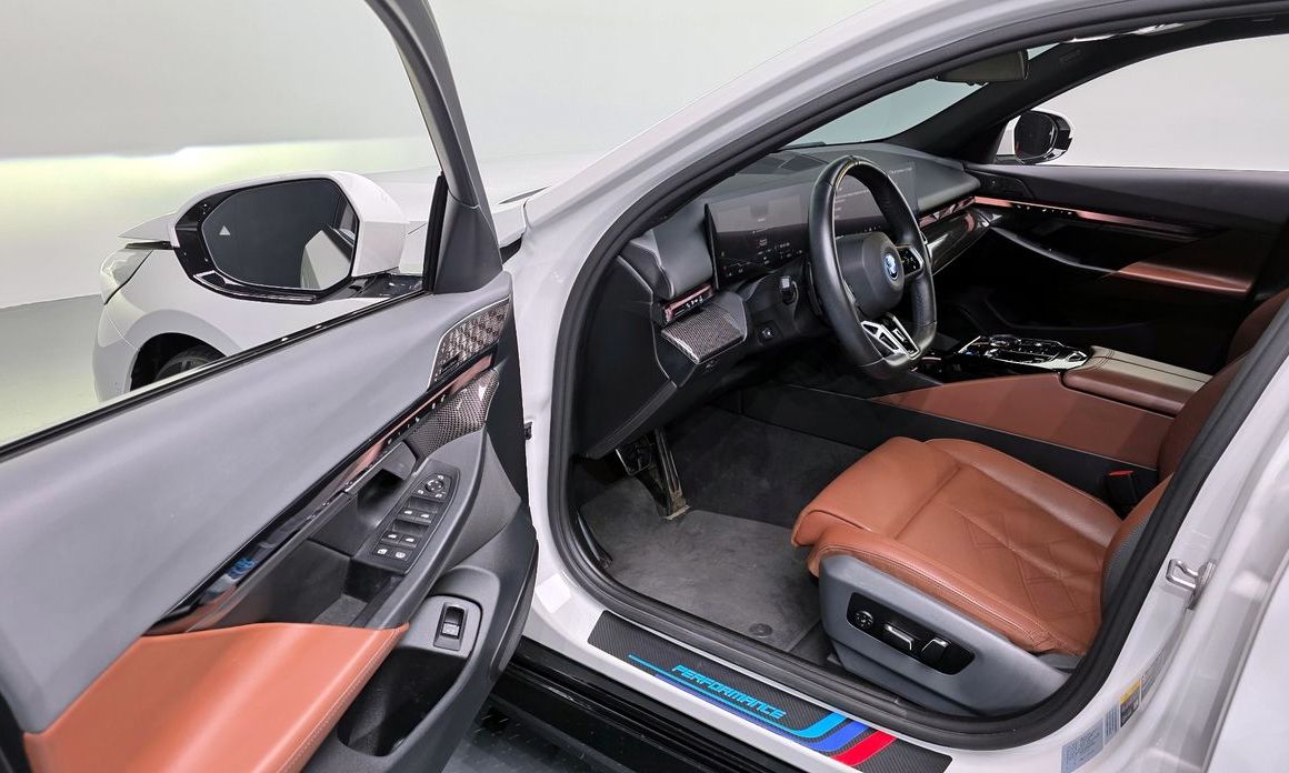 BMW i5 2024