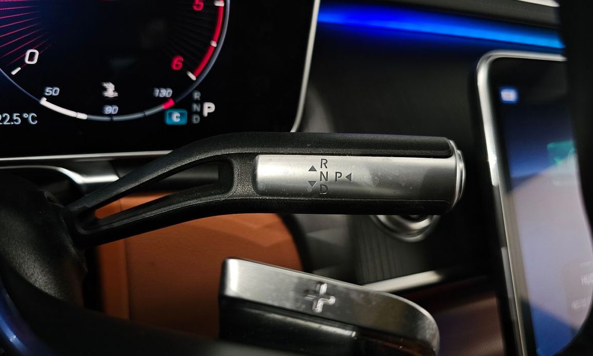 Mercedes-Benz S-Class 2023