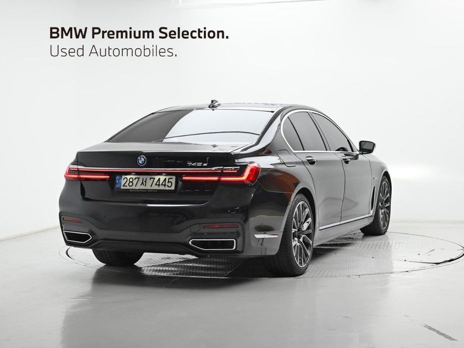 BMW 7-Series 2022