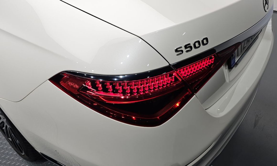 Mercedes-Benz S-Class 2023