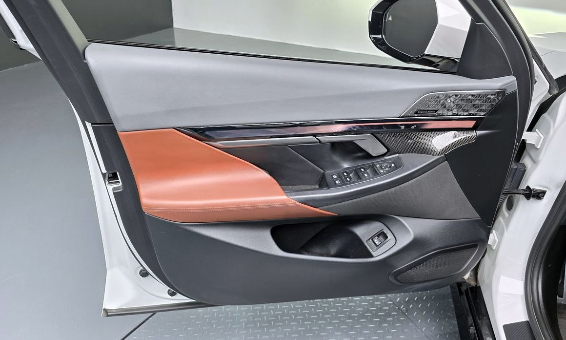 BMW i5 2024
