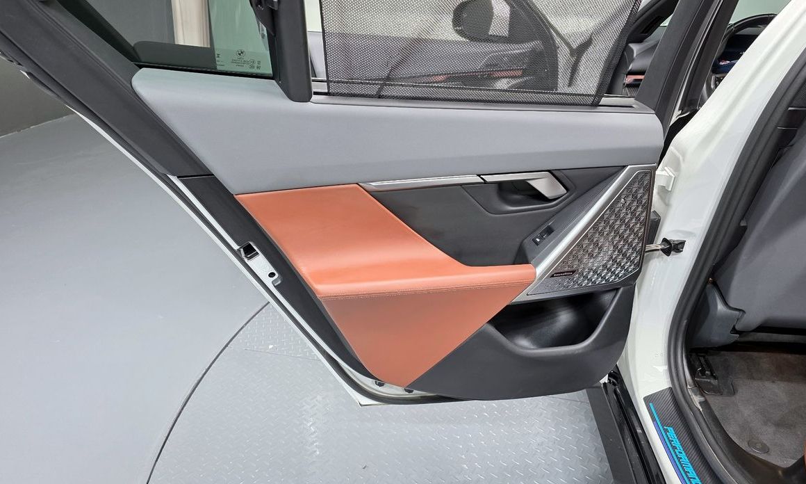BMW i5 2024