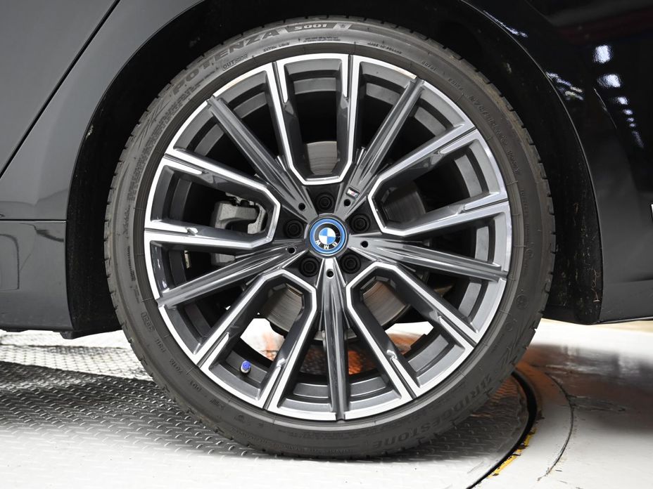 BMW 7-Series 2022