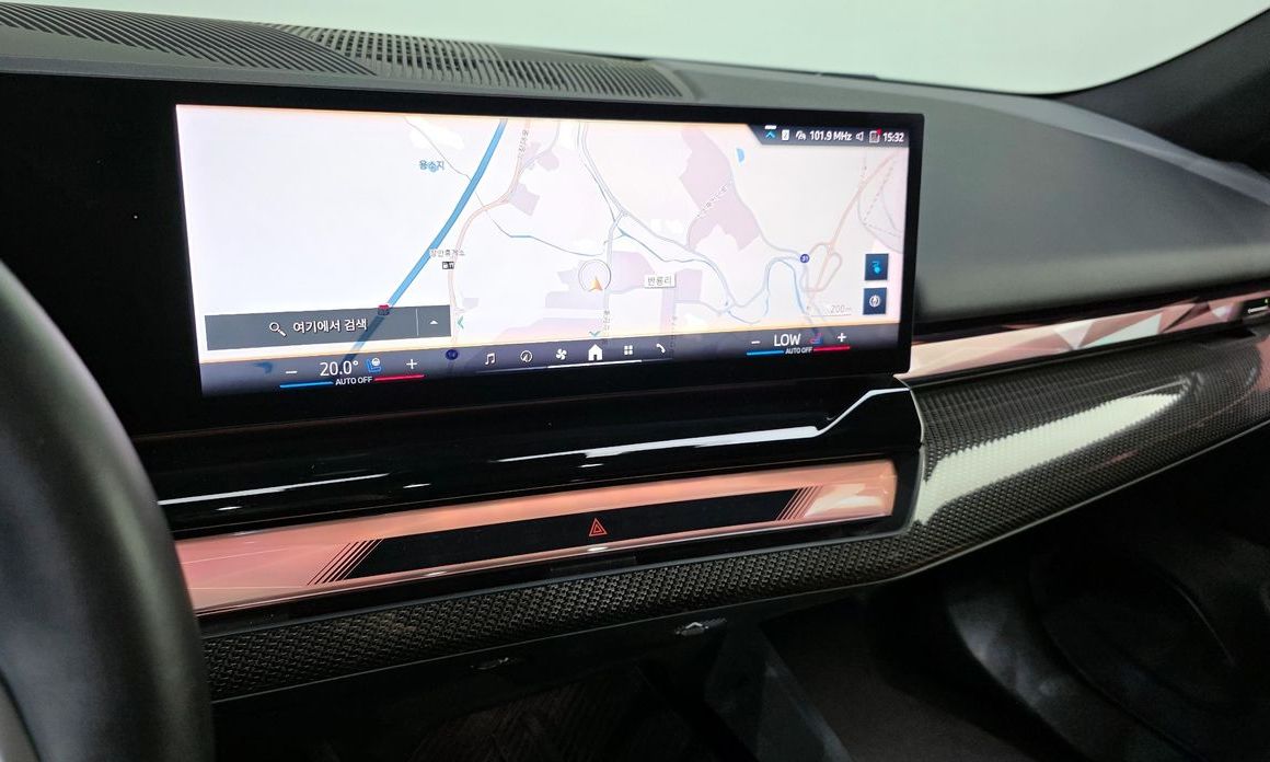 BMW i5 2024