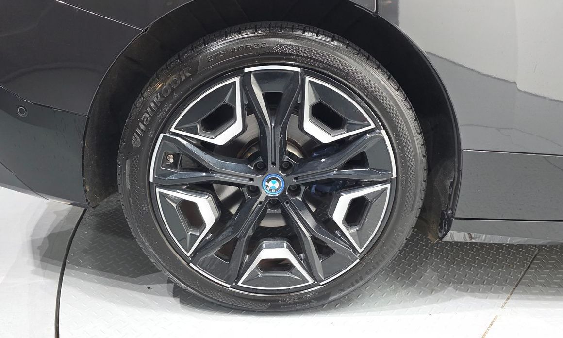 BMW iX 2022