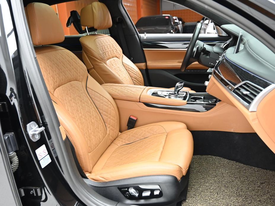 BMW 7-Series 2022