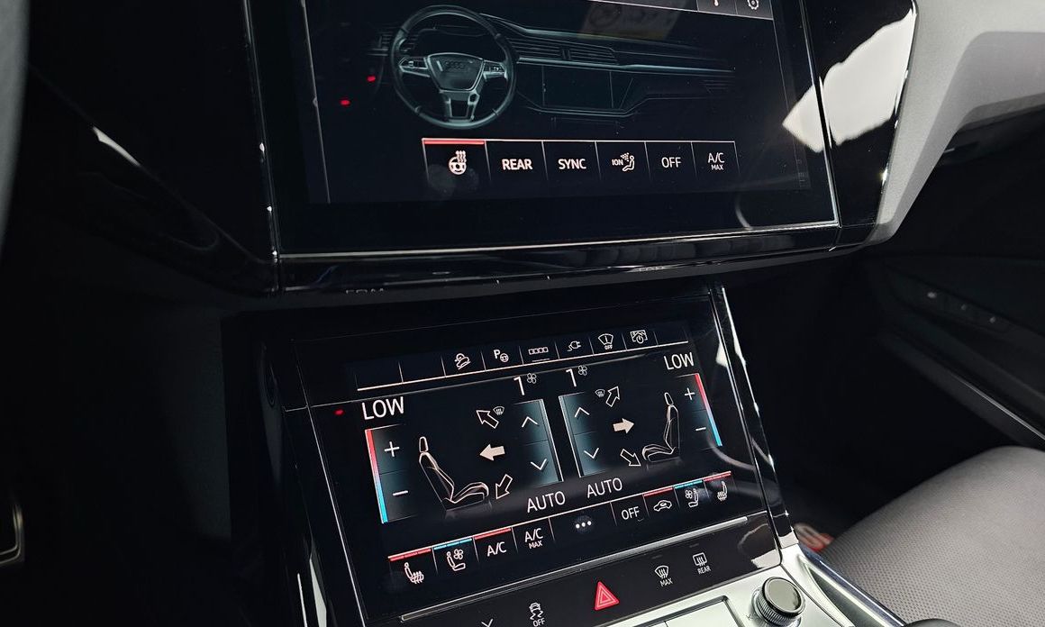 Audi SQ8 e-tron 2024