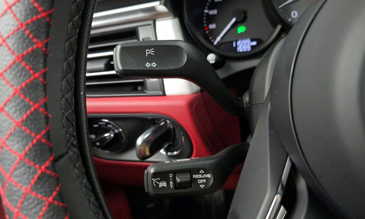 Porsche Macan 2023