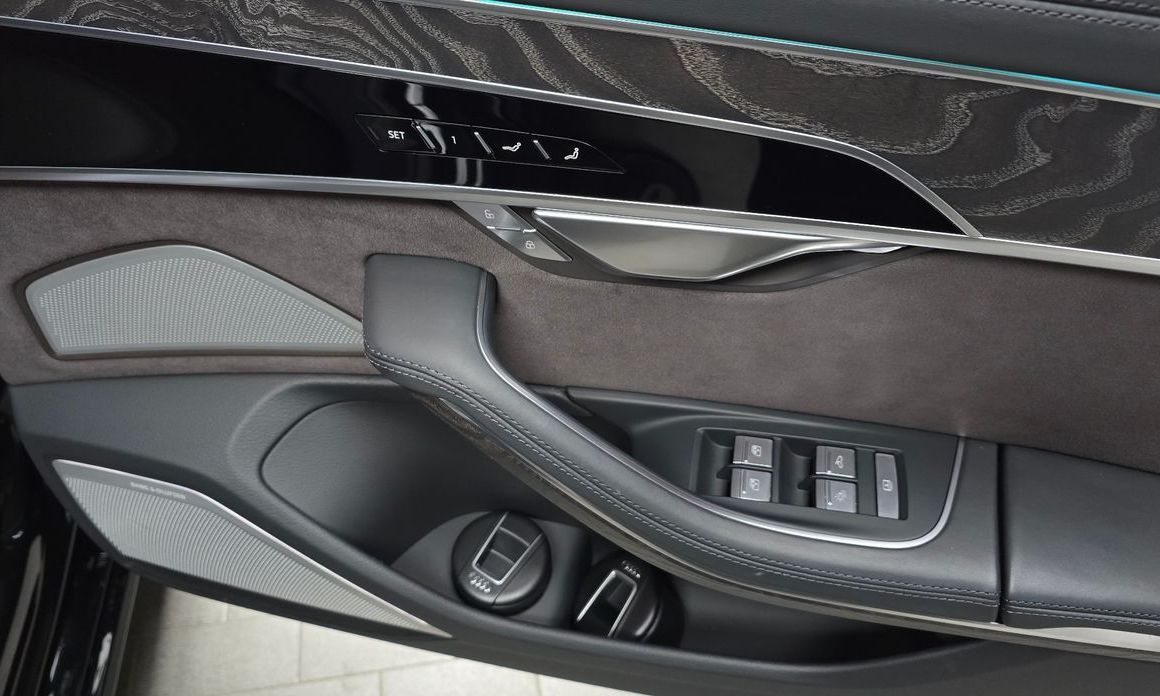 Audi A8 2023