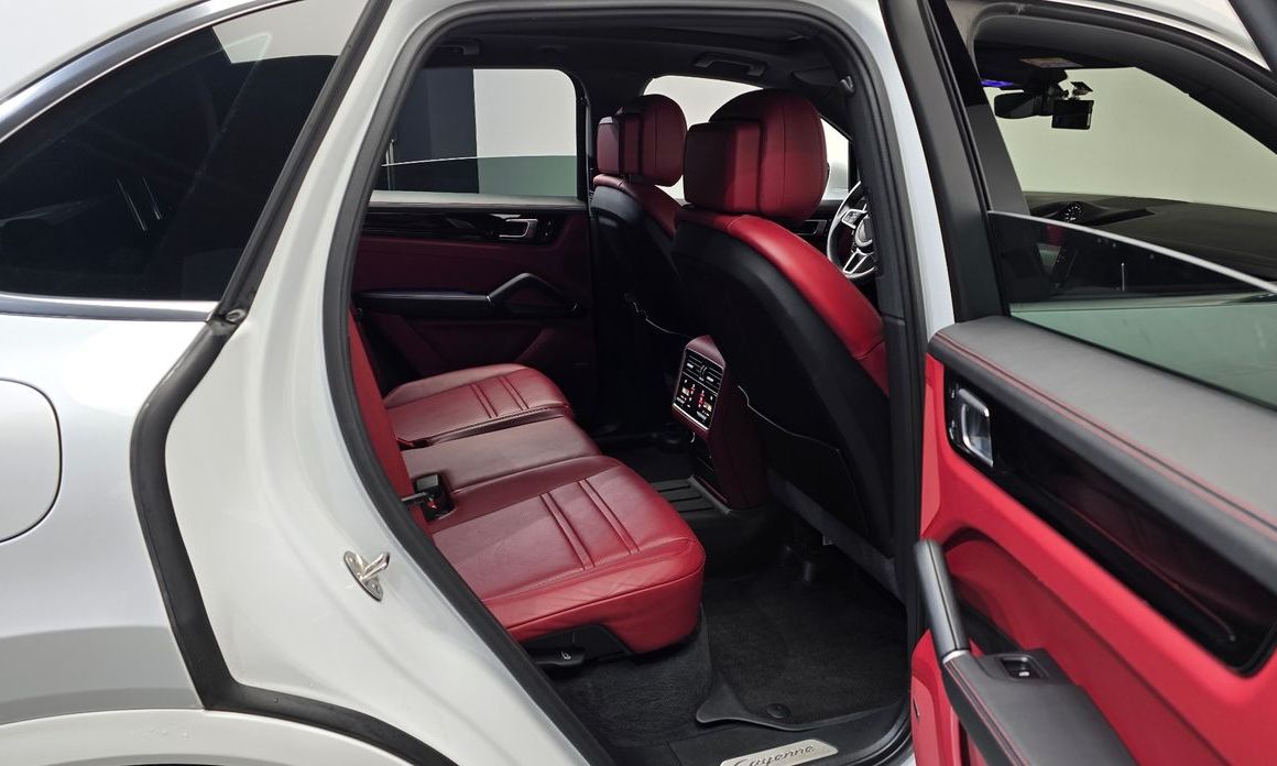 Porsche Cayenne 2023