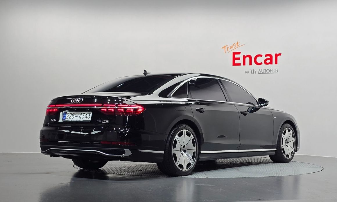 Audi A8 2023