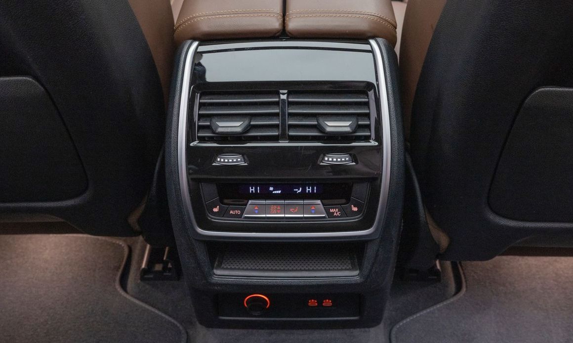 BMW X7 2023