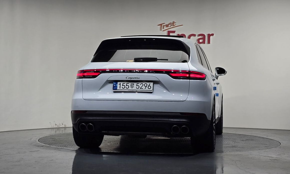 Porsche Cayenne 2023