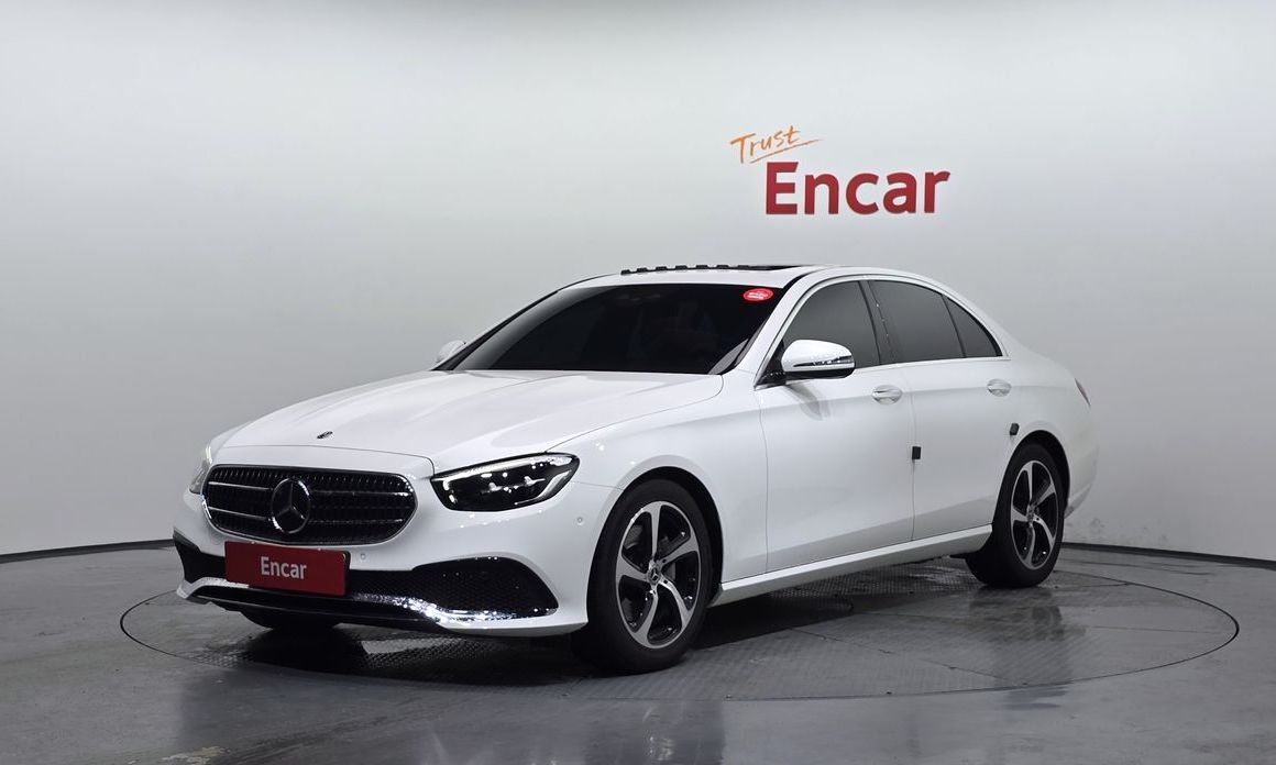 Mercedes-Benz E-Class 2021