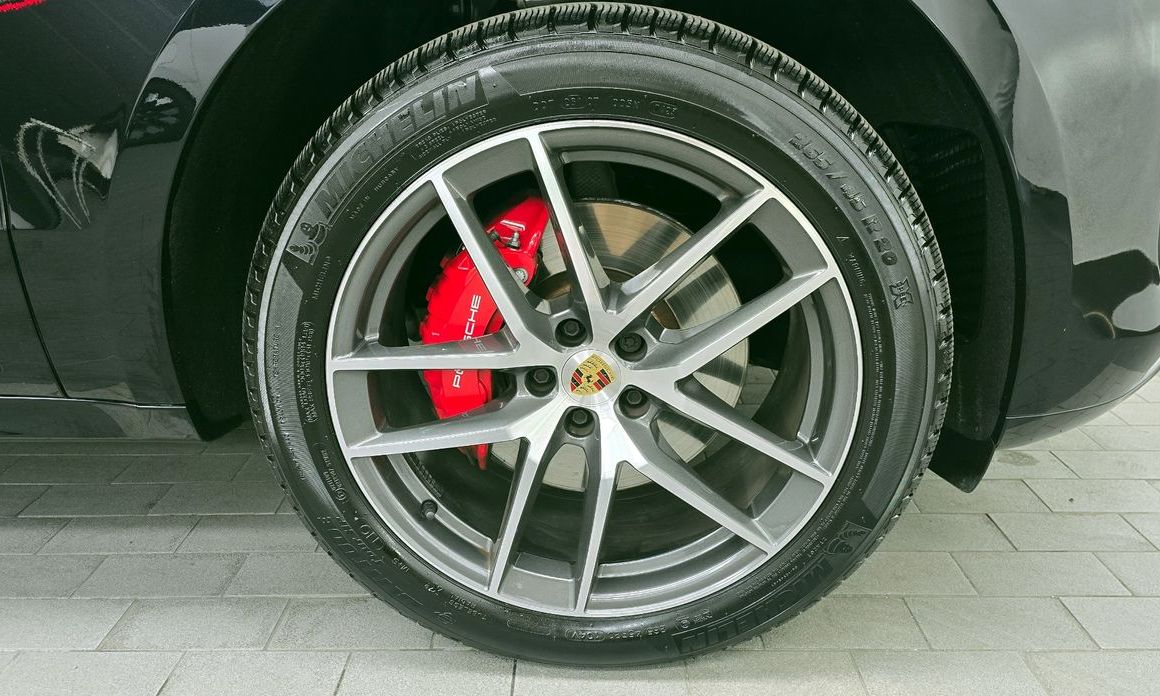 Porsche Macan 2023