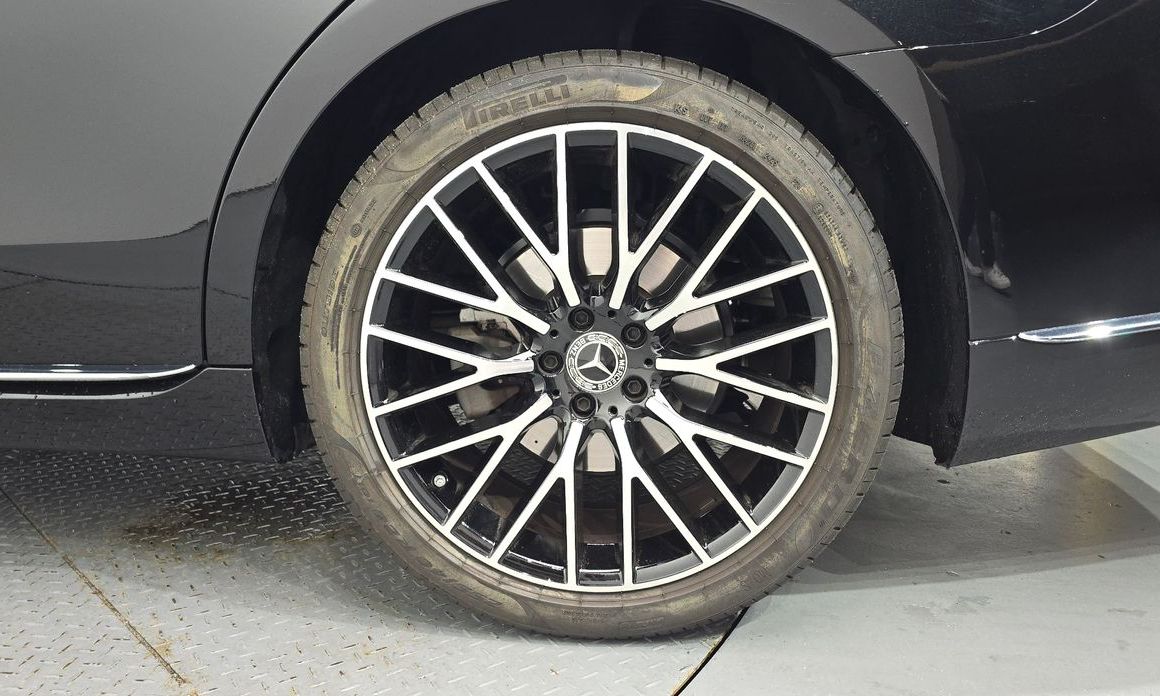 Mercedes-Benz S-Class 2026