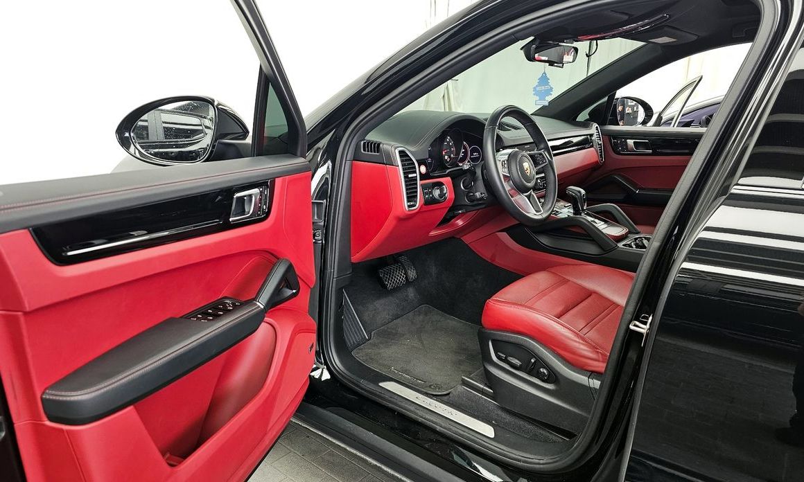 Porsche Cayenne 2023