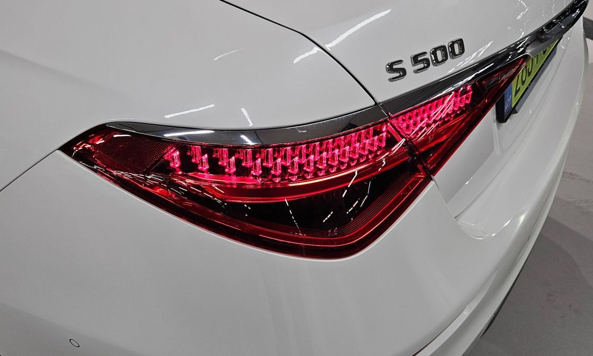 Mercedes-Benz S-Class 2025