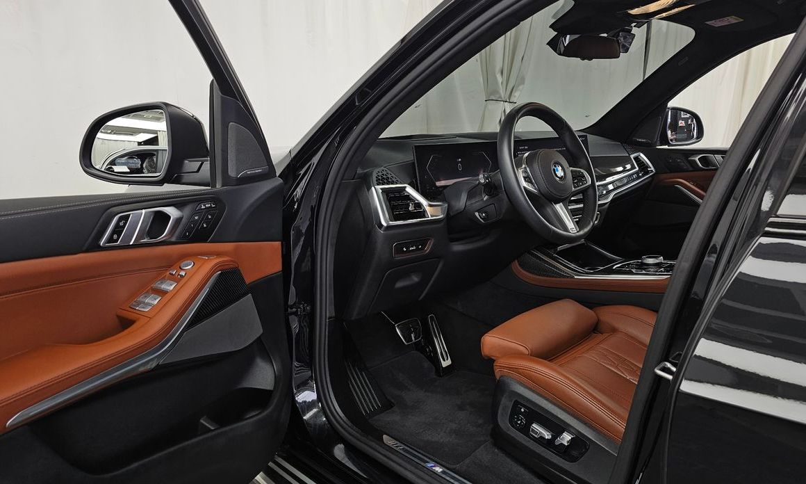 BMW X7 2025