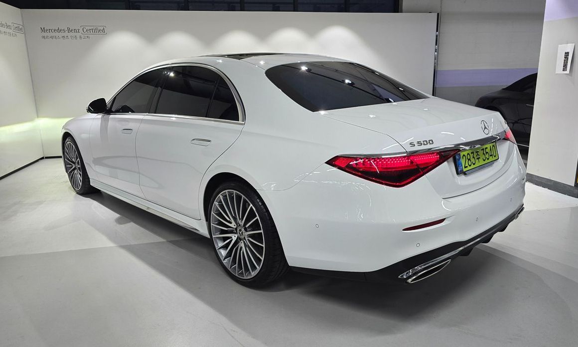 Mercedes-Benz S-Class 2025